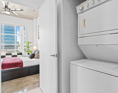 313 Ne 2nd Street - Photo Thumbnail 11