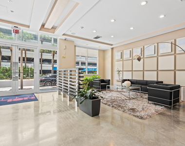 313 Ne 2nd Street - Photo Thumbnail 14