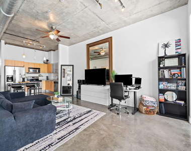 313 Ne 2nd Street - Photo Thumbnail 9