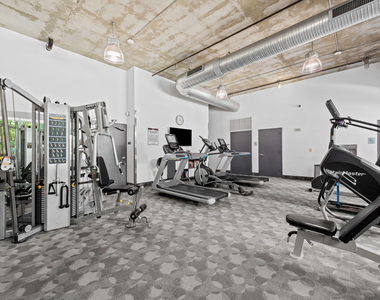 313 Ne 2nd Street - Photo Thumbnail 15