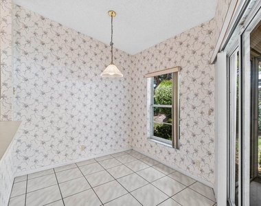 10001 Country Brook Road - Photo Thumbnail 9