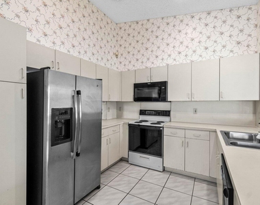 10001 Country Brook Road - Photo Thumbnail 6