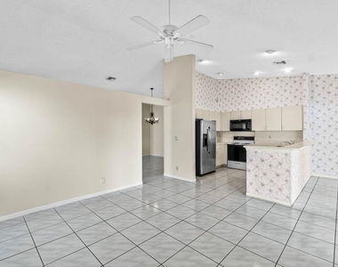 10001 Country Brook Road - Photo Thumbnail 5
