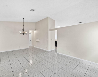10001 Country Brook Road - Photo Thumbnail 4