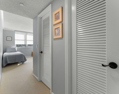 500 Ocean Drive - Photo Thumbnail 38