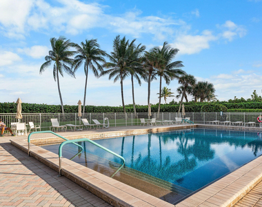 500 Ocean Drive - Photo Thumbnail 43