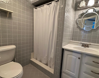 5300 Ne 24th Terrace - Photo Thumbnail 8