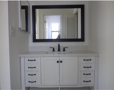 3130 Millwood Terrace - Photo Thumbnail 11