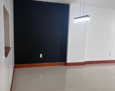 2851 Ne 183rd Street - Photo Thumbnail 6