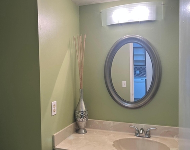 2851 Ne 183rd Street - Photo Thumbnail 9