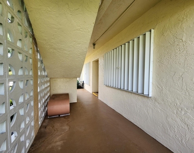 1560 Nw 18th Avenue - Photo Thumbnail 1