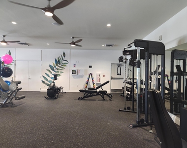 1560 Nw 18th Avenue - Photo Thumbnail 31