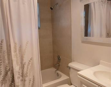 738 Sw 5th Avenue - Photo Thumbnail 3