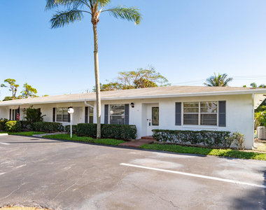 5160 Petal Place - Photo Thumbnail 10