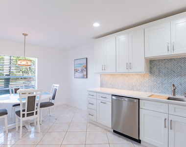 5160 Petal Place - Photo Thumbnail 4