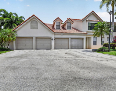 5801 Coach House Circle - Photo Thumbnail 35