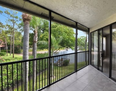 5801 Coach House Circle - Photo Thumbnail 31