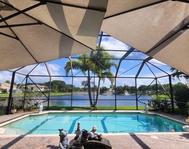 10334 Medicis Place - Photo Thumbnail 18