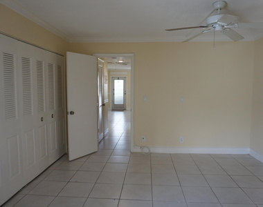 34 Andover B - Photo Thumbnail 7