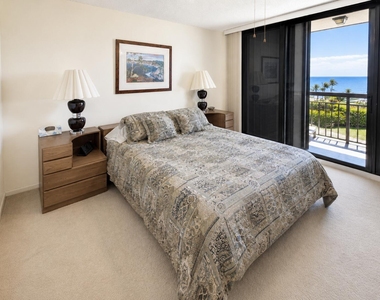 101 S Seas Drive - Photo Thumbnail 8