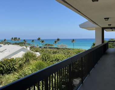 101 S Seas Drive - Photo Thumbnail 17
