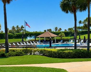 101 S Seas Drive - Photo Thumbnail 18