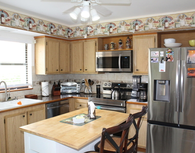 4525 Nutmeg Tree Lane - Photo Thumbnail 8