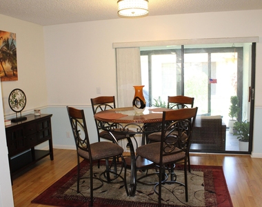 4525 Nutmeg Tree Lane - Photo Thumbnail 5