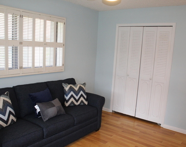 4525 Nutmeg Tree Lane - Photo Thumbnail 16