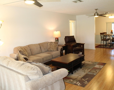 4525 Nutmeg Tree Lane - Photo Thumbnail 3