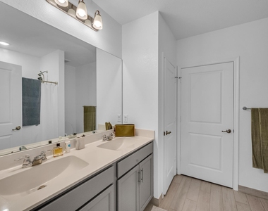 5082 Armina Place - Photo Thumbnail 14