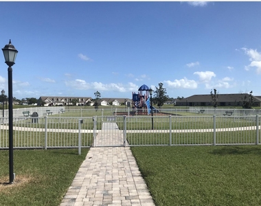 5082 Armina Place - Photo Thumbnail 27