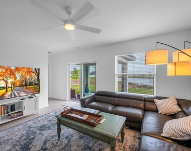 5082 Armina Place - Photo Thumbnail 7