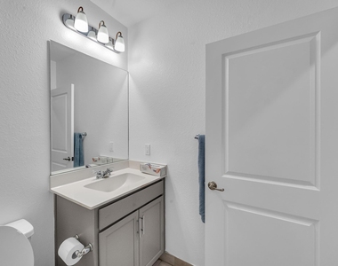 5082 Armina Place - Photo Thumbnail 17