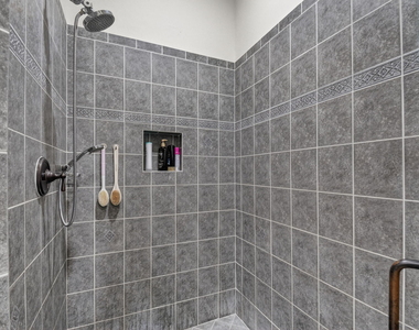 10247 Isle Wynd Court - Photo Thumbnail 42