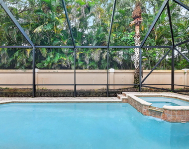 10247 Isle Wynd Court - Photo Thumbnail 22