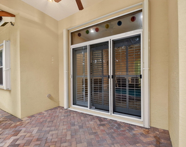 10247 Isle Wynd Court - Photo Thumbnail 15