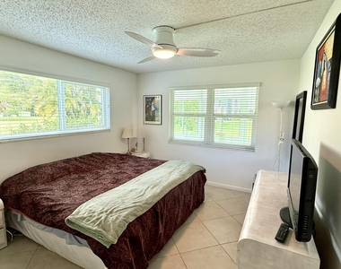 316 Markham - Photo Thumbnail 14