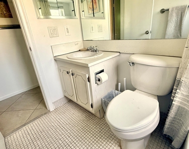 316 Markham - Photo Thumbnail 21