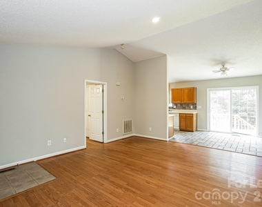 184 Brook Creek Drive - Photo Thumbnail 3