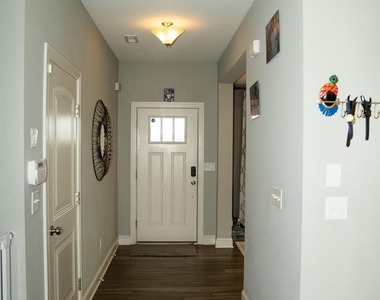 7082 Founders Way - Photo Thumbnail 7