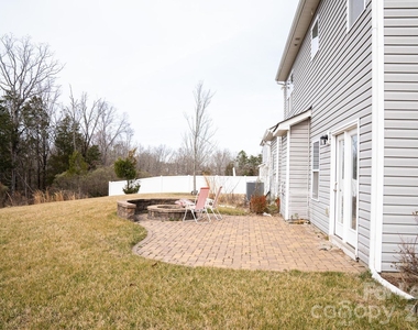 7082 Founders Way - Photo Thumbnail 19