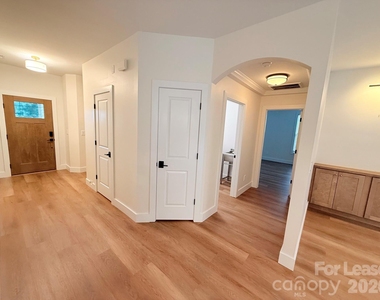5707 Verducci Lane - Photo Thumbnail 12
