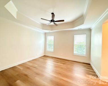 5707 Verducci Lane - Photo Thumbnail 17