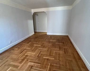 209 West 104th Street - Photo Thumbnail 10