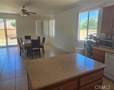 27653 Almont Way - Photo Thumbnail 5