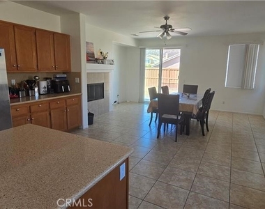 27653 Almont Way - Photo Thumbnail 4