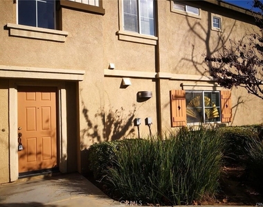 25850 Iris Avenue - Photo Thumbnail 2