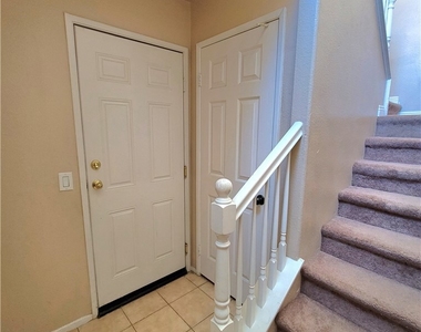 25850 Iris Avenue - Photo Thumbnail 12
