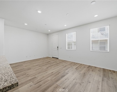 40319 Calle Real - Photo Thumbnail 13